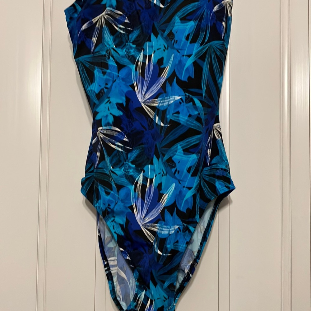 Woman’s size 12 one piece swimsuit